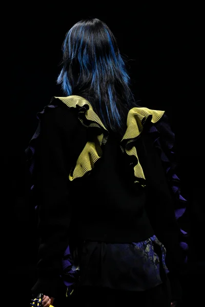 Look 65